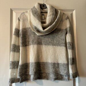 Free People Alpaca Blend Cowl Neck Gray White Striped Womens Sweater XS